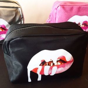 New Kylie Jenner Black Makeup Bag